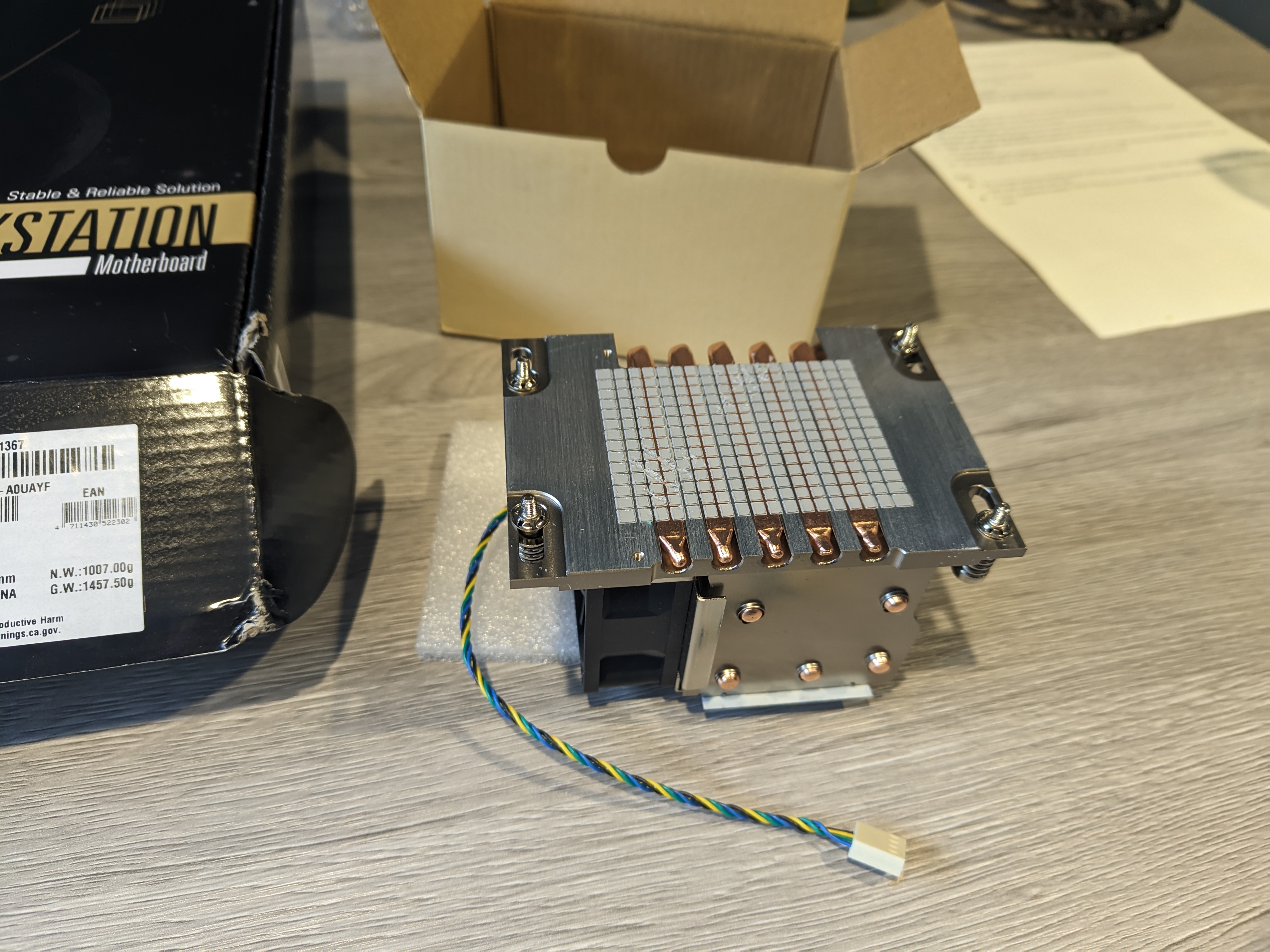 SP6 CPU fan heatsink. 2U